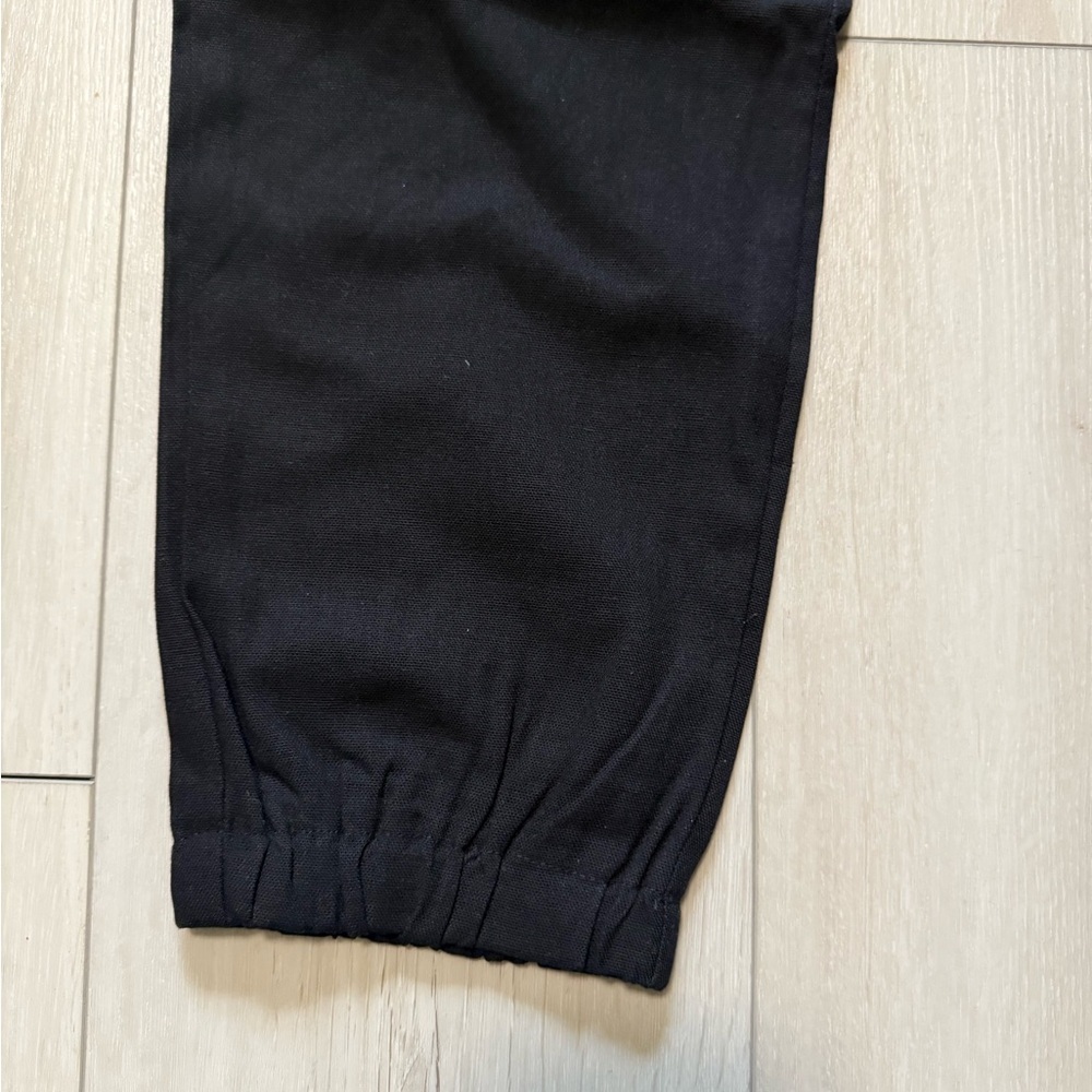 Women’s Black Pants with elastic bottom cuffs. Rayon and Linen. Elastic waist - Picture 3 of 7
